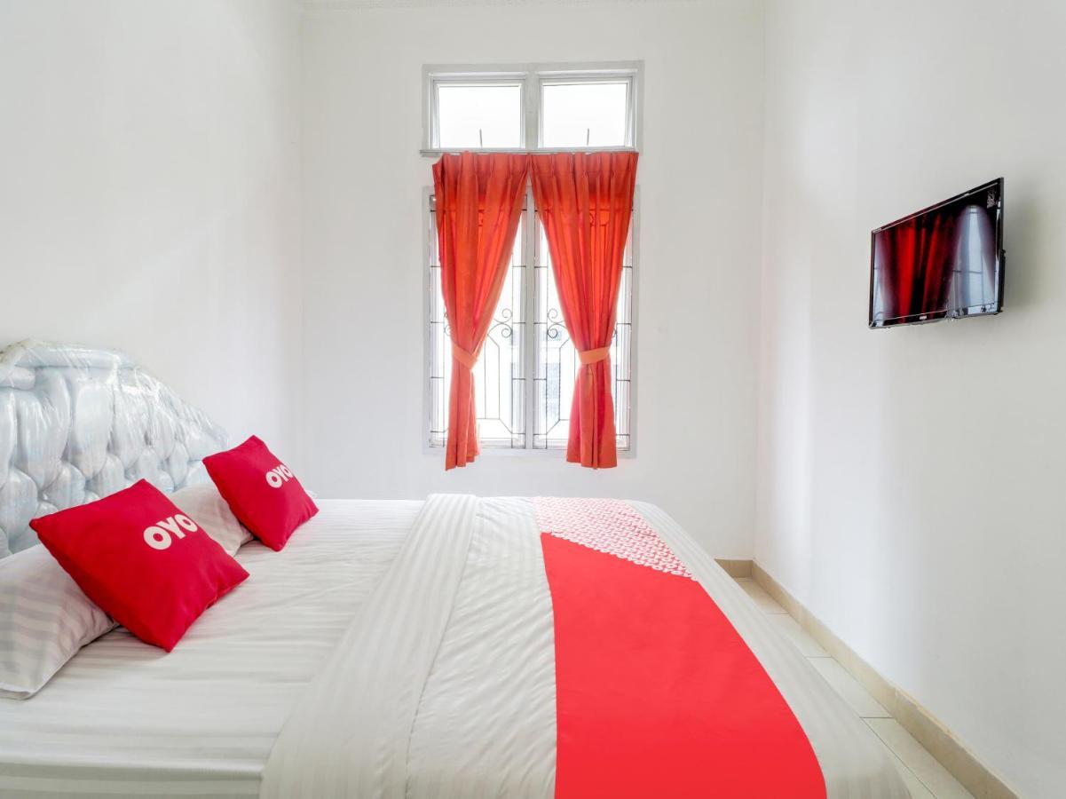 Oyo 2997 Grand Suites Palace 2 Sindanglaya Bagian luar foto
